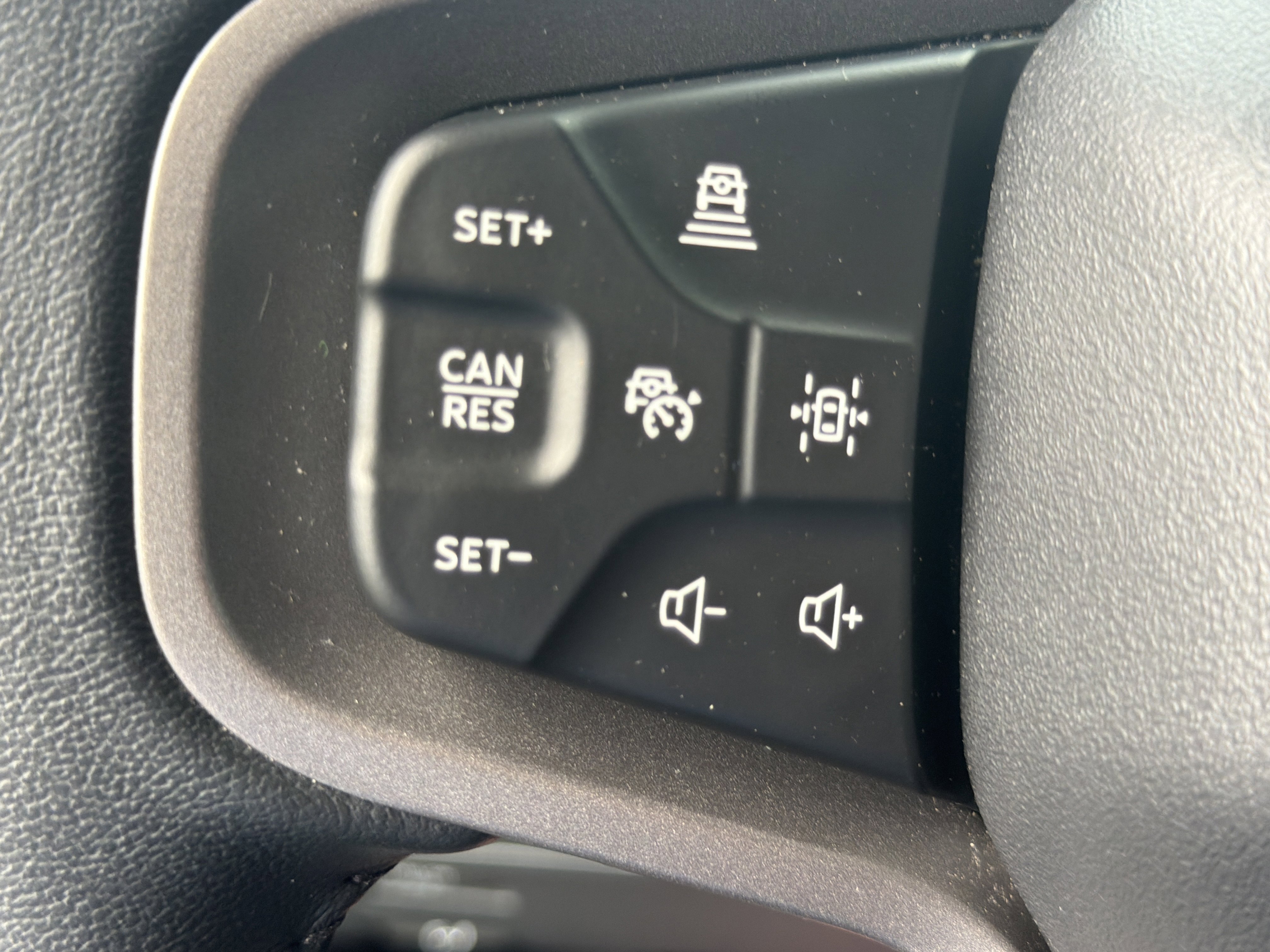 Used 2024 Ford Bronco Badlands image 18