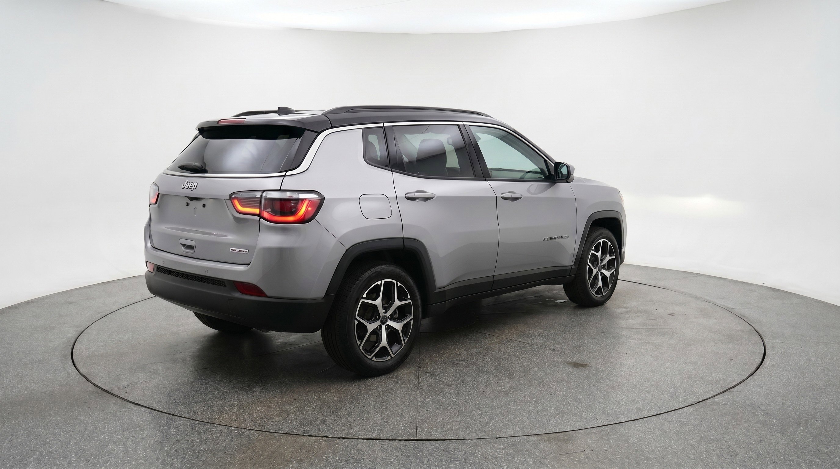 Used 2025 Jeep Compass Limited AWD/4WD image 9