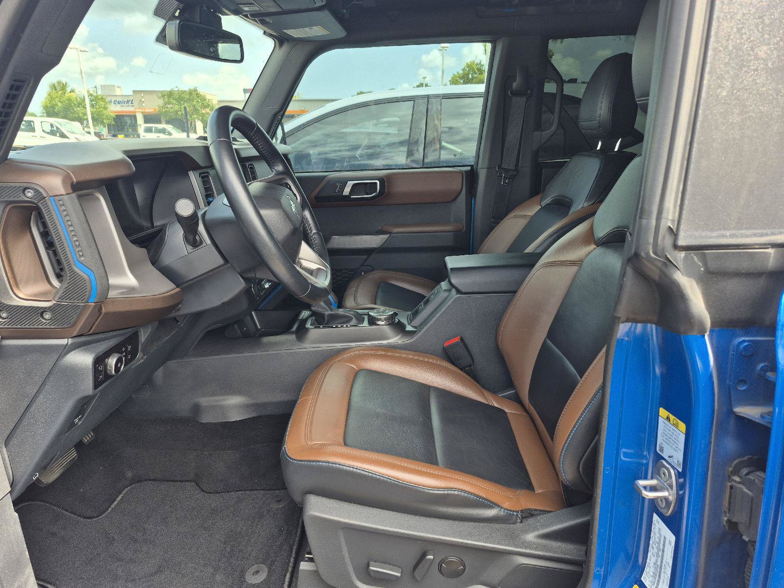 Certified 2023 Ford Bronco Outer Banks AWD/4WD image 2