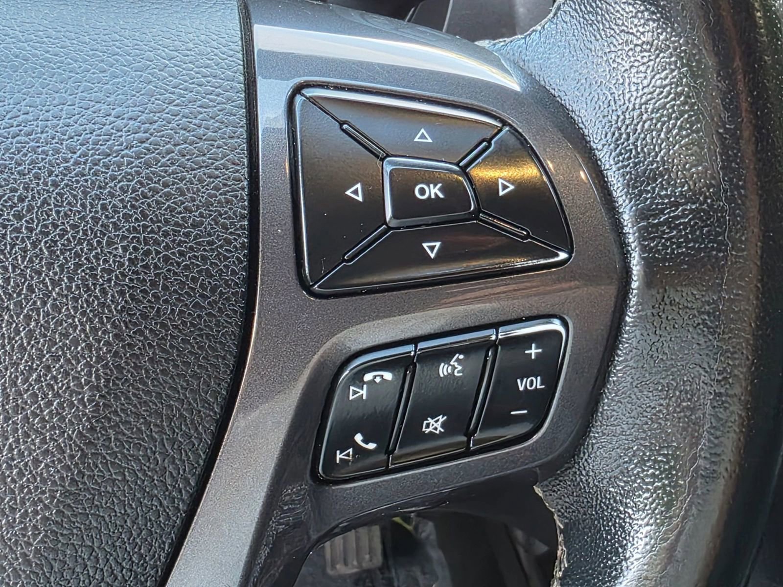 Used 2019 Ford Ranger Lariat w/ Equipment Group 501A Mid image 22