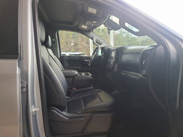 Used 2026 Chevrolet Silverado 1500 Custom Trail Boss w/ LPO, Dark Essentials Package image 6