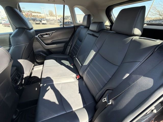 Used 2020 Toyota RAV4 XLE Premium image 28