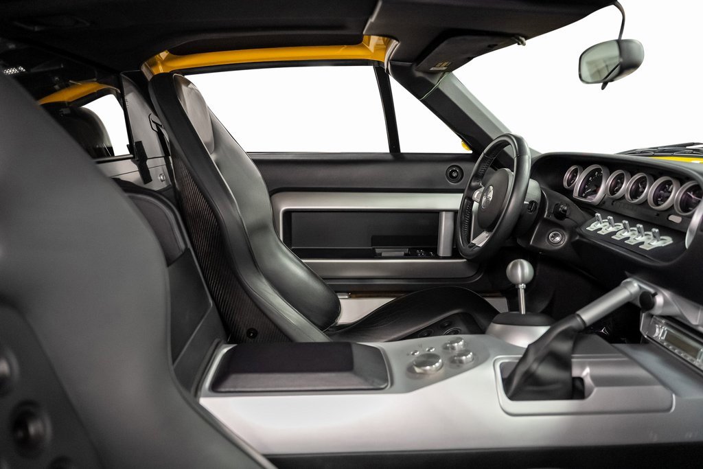 Used 2005 Ford GT image 59