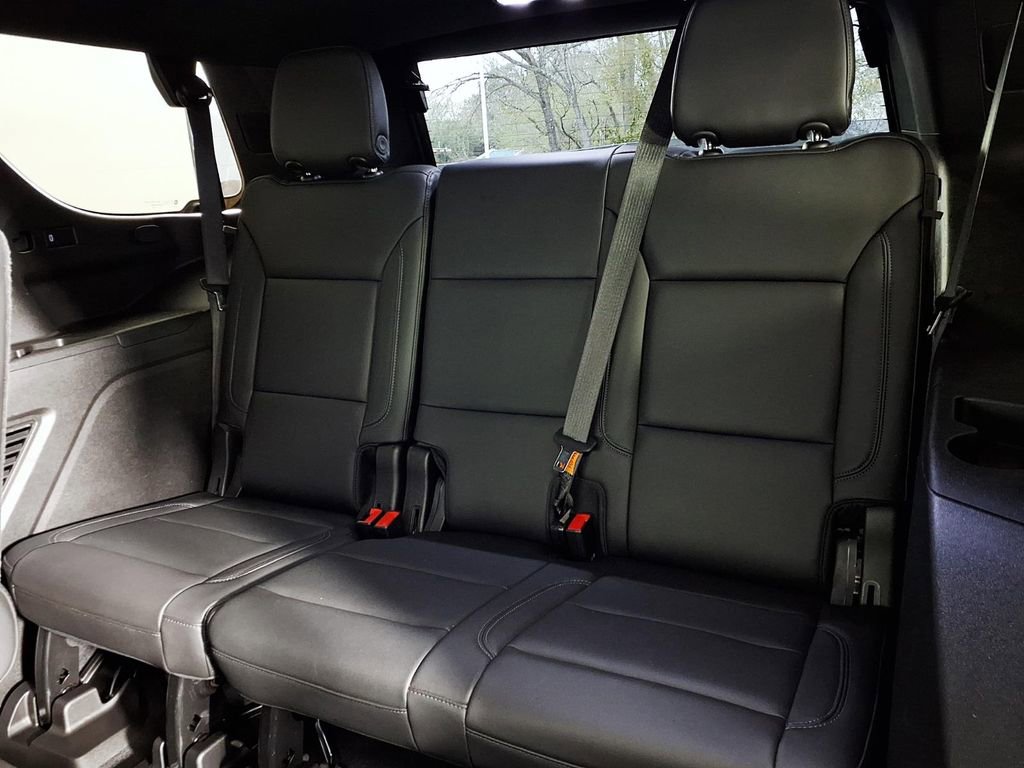 Used 2021 Chevrolet Tahoe LT w/ LT Signature Package image 9