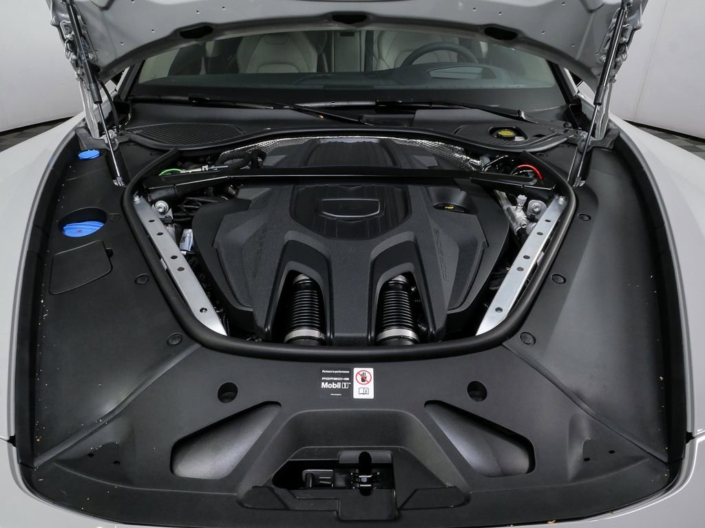 New 2026 Porsche Panamera image 36