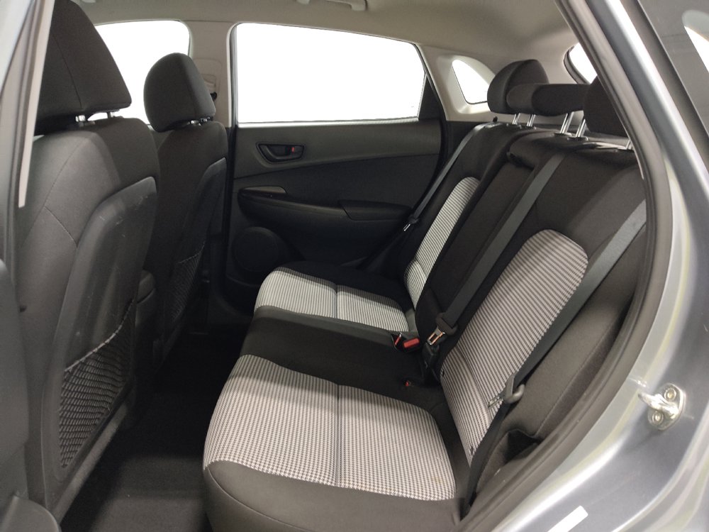 Used 2021 Hyundai Kona SE FWD image 18