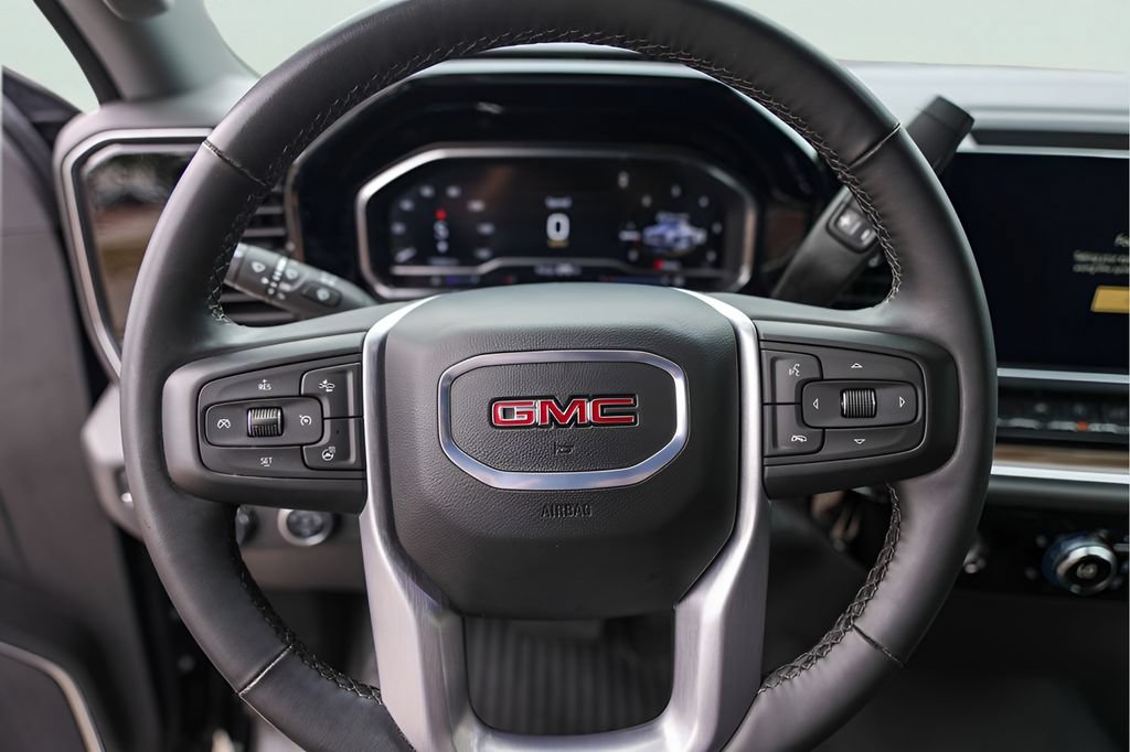 Used 2024 GMC Sierra 1500 Elevation AWD/4WD image 15