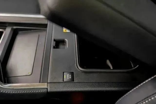 Used 2025 Lexus GX 550 image 28