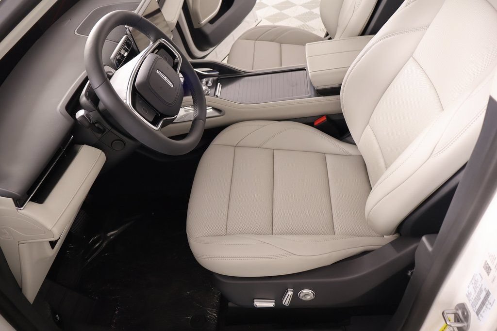 New 2026 Lincoln Nautilus Premier w/ Jet Appearance Package AWD/4WD image 11