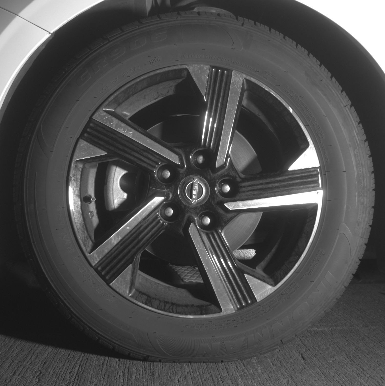 Used 2025 Nissan Sentra SV image 12