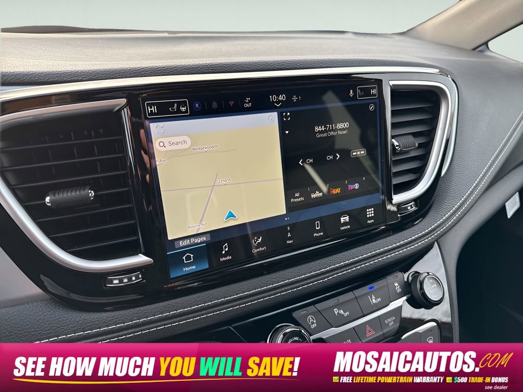 New 2026 Chrysler Pacifica Limited w/ Uconnect Theater Family Group AWD/4WD image 35