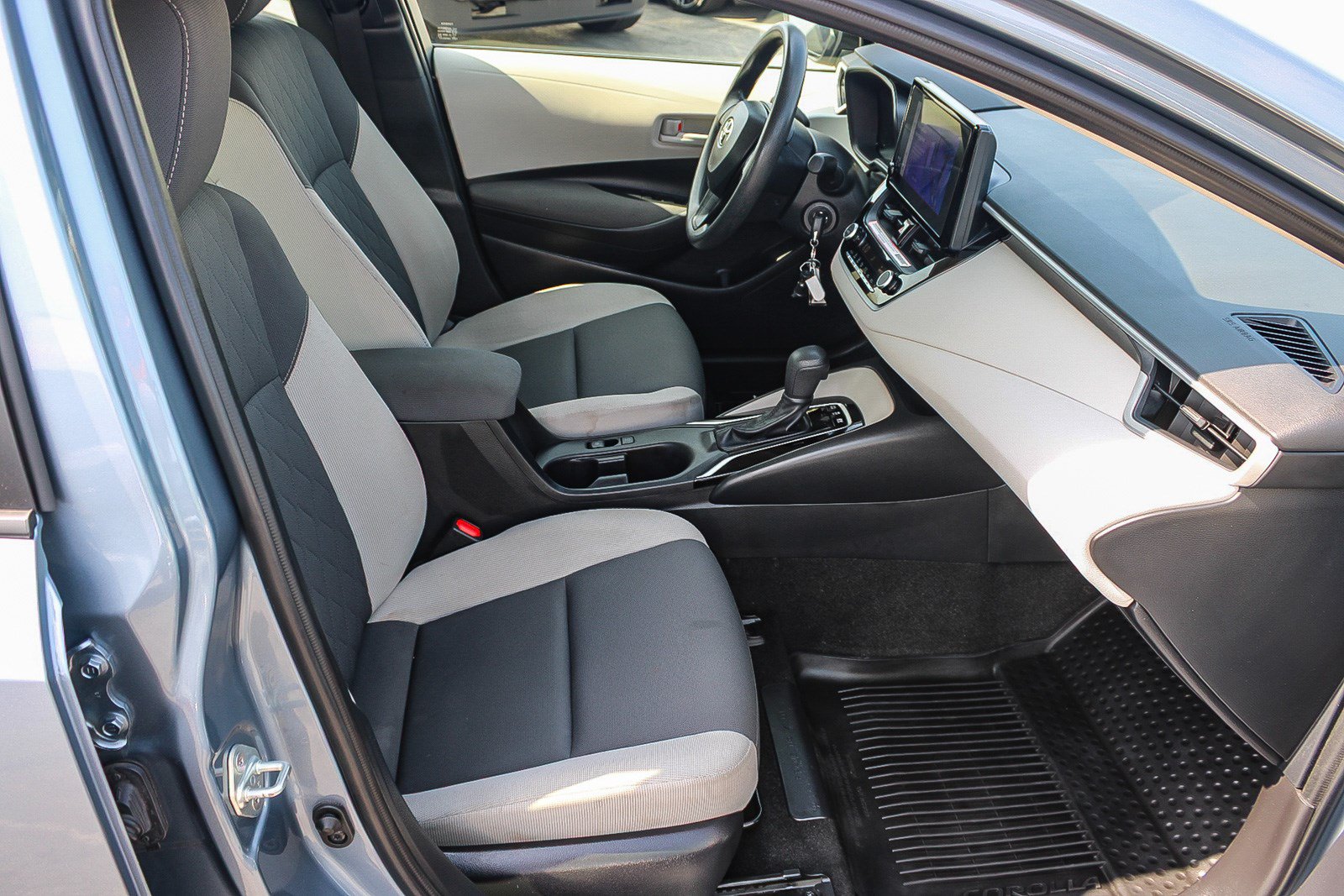Certified 2024 Toyota Corolla LE FWD image 17