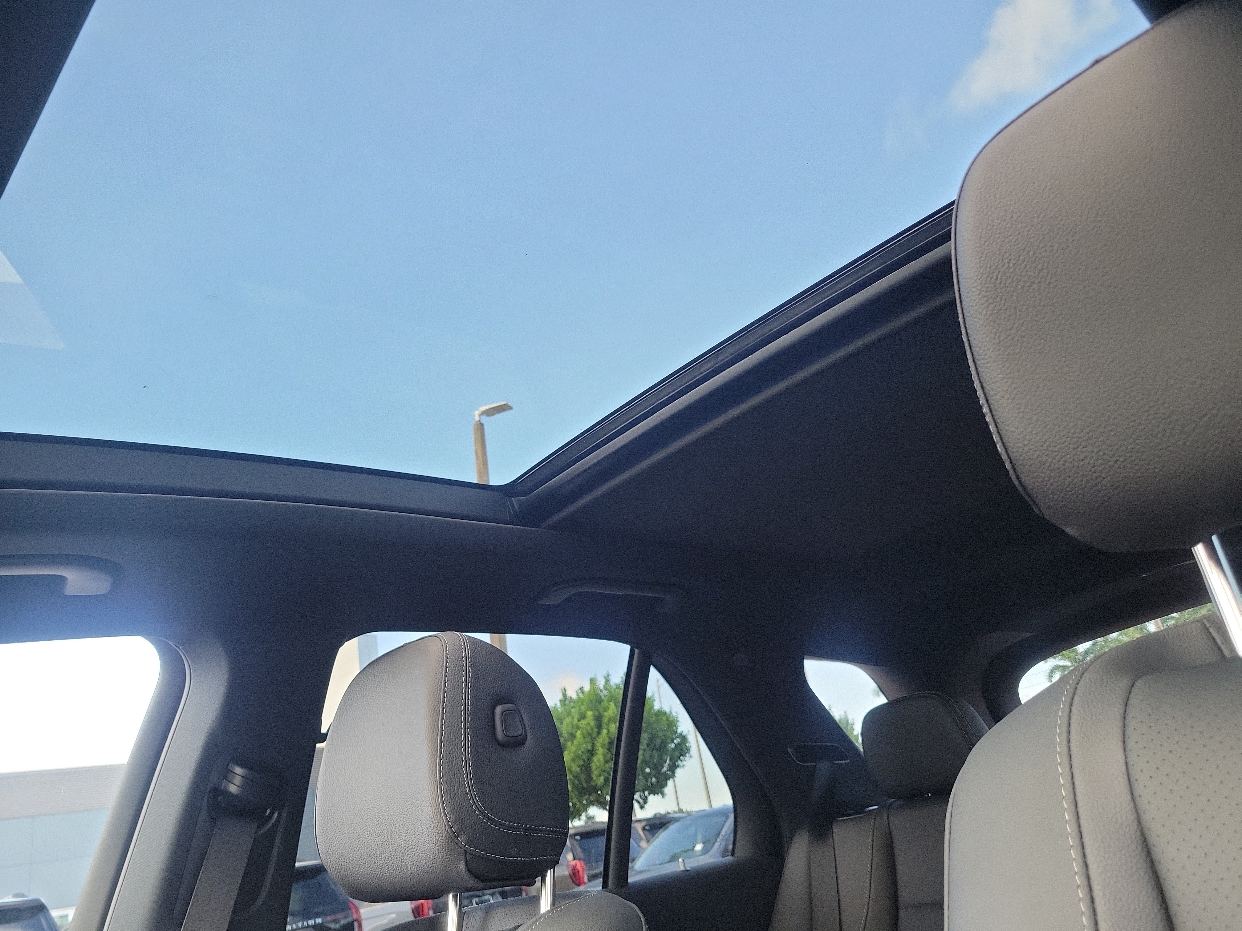 Used 2026 Mercedes-Benz GLE 350 4MATIC image 11