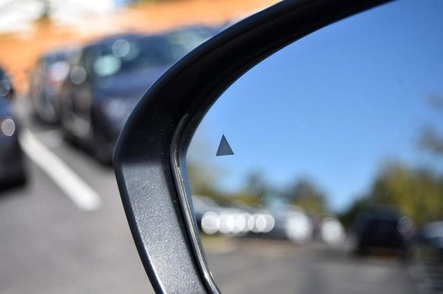 New 2025 Nissan Kicks SR image 10