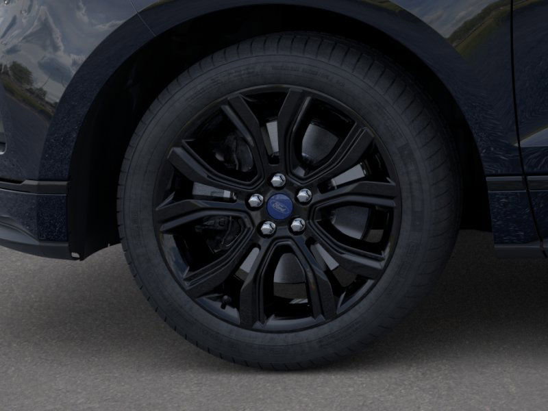 Used 2024 Ford Edge SE w/ Black Appearance Package image 19