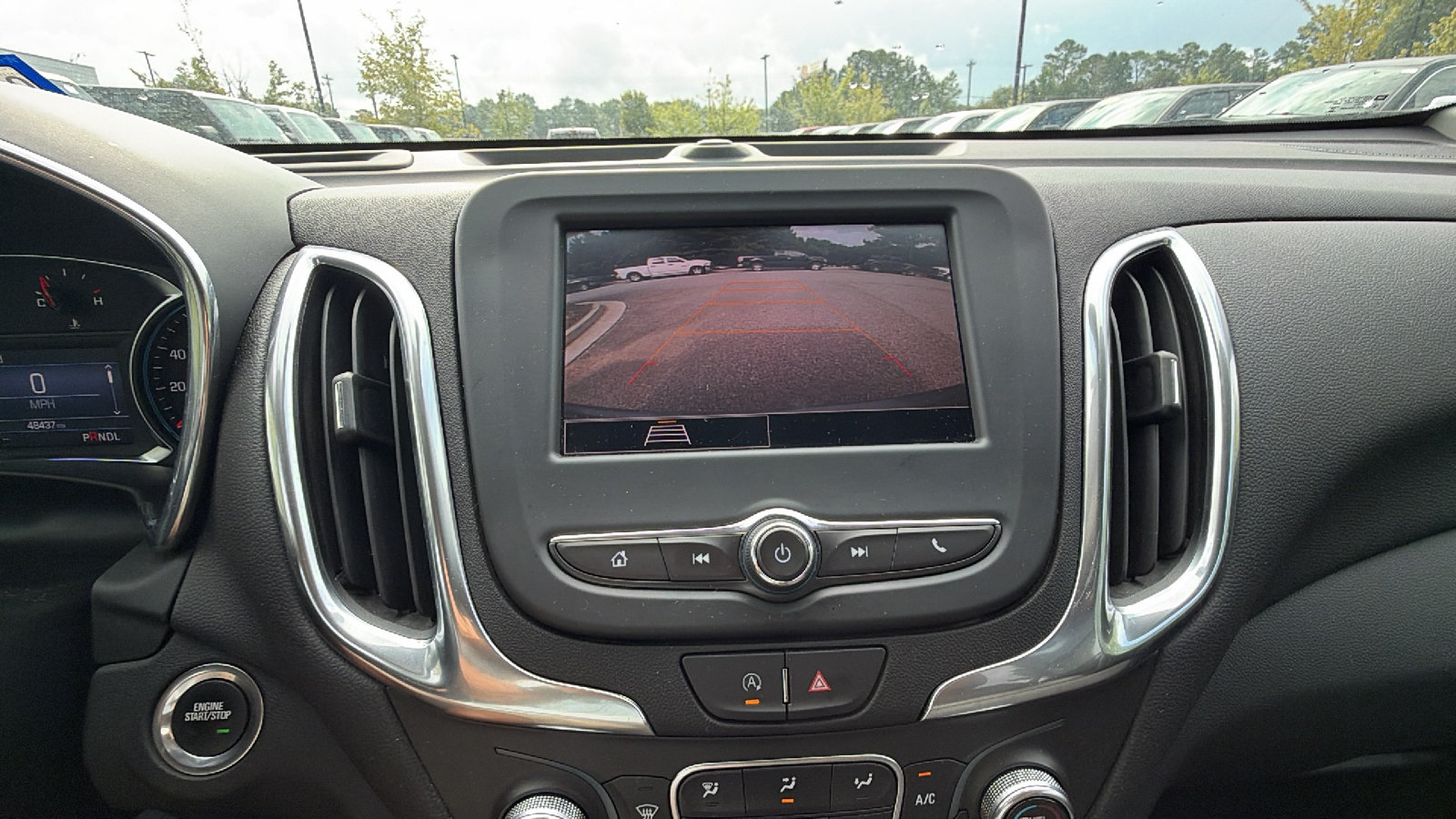 Used 2024 Chevrolet Equinox LT FWD image 33