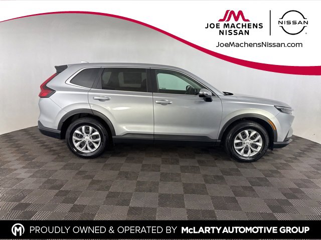 Used 2025 Honda CR-V LX image 4