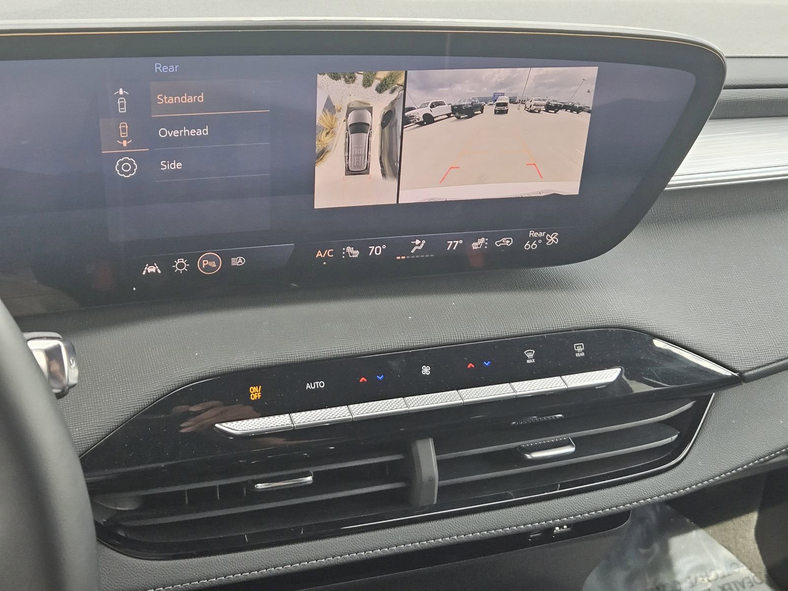 Used 2025 Buick Enclave Preferred image 22