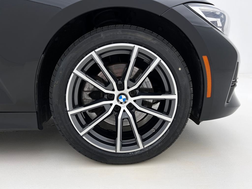 Used 2020 BMW 330i xDrive Sedan w/ Driving Assistance Package image 33