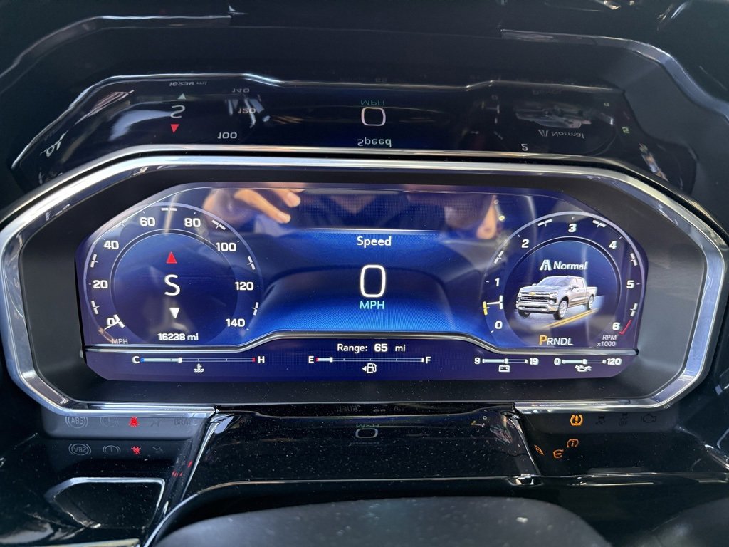 Certified 2024 Chevrolet Silverado 1500 RST image 11