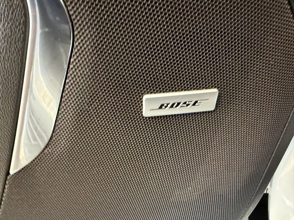 Used 2024 Chevrolet Tahoe LT image 32