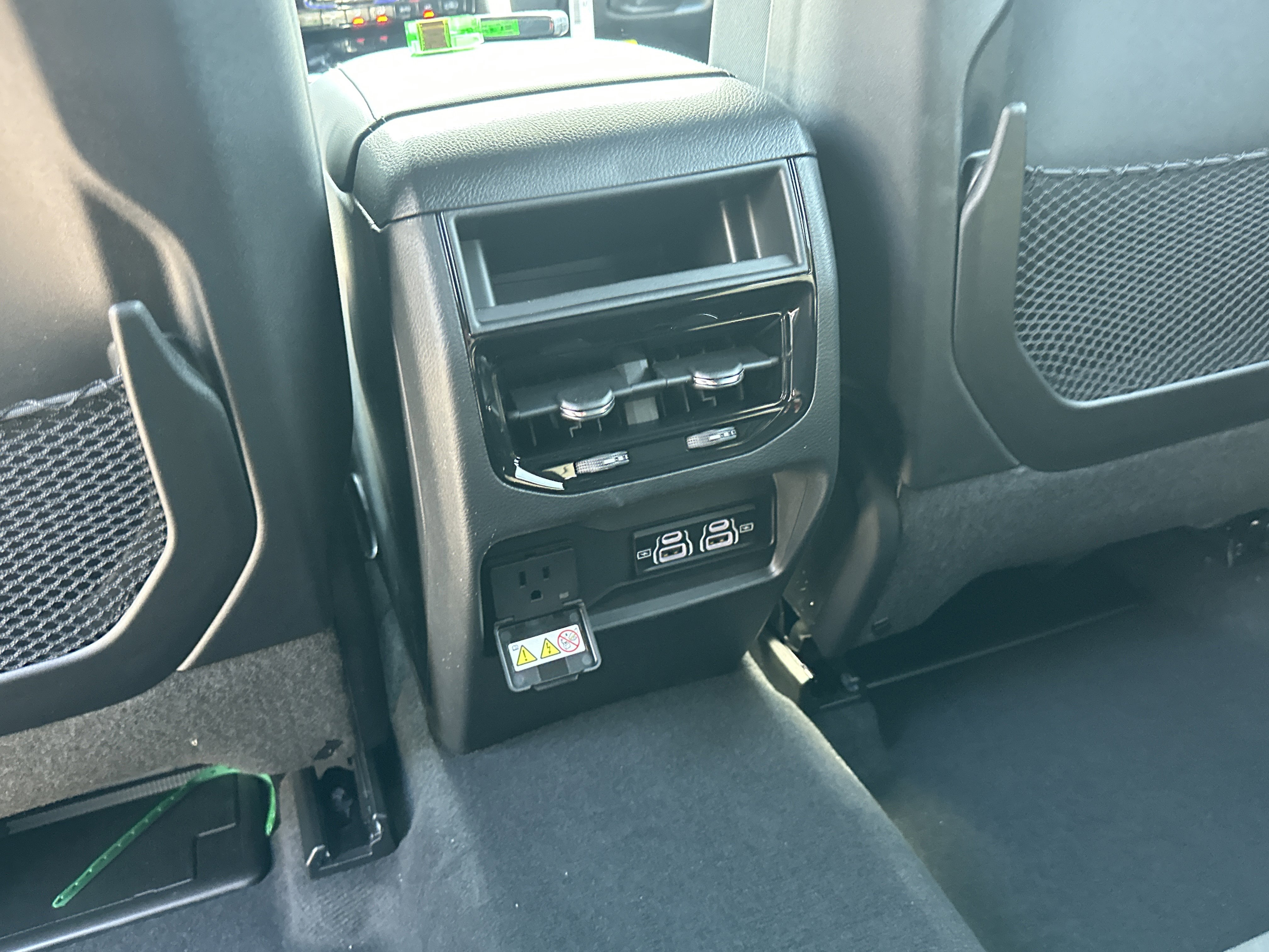 New 2026 Jeep Grand Cherokee Laredo AWD/4WD image 31