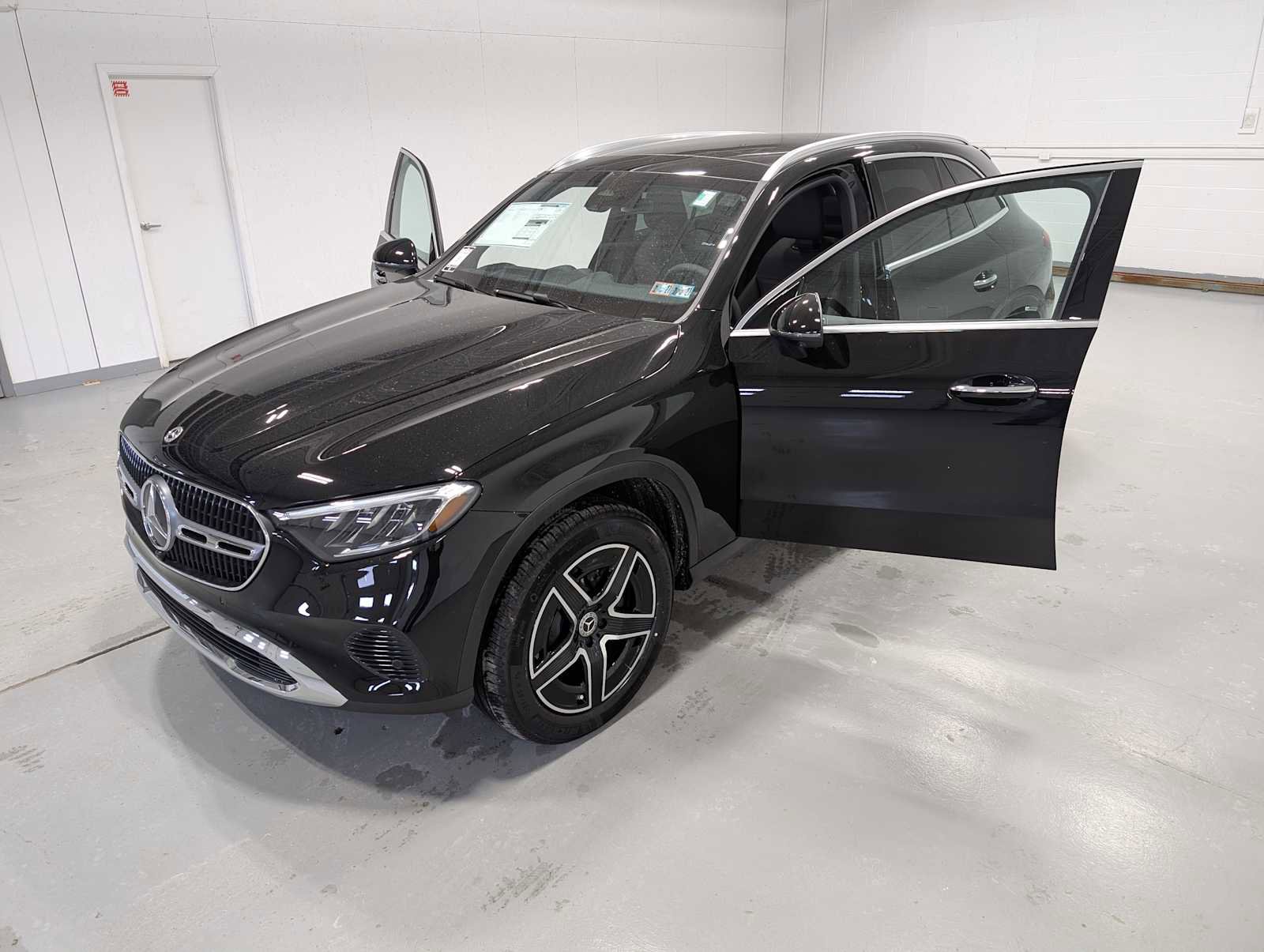 New 2026 Mercedes-Benz GLC 300 4MATIC image 12