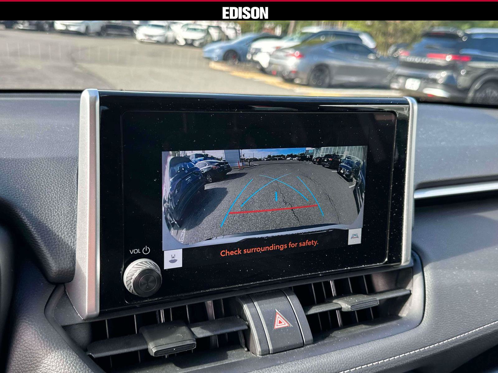 Used 2025 Toyota RAV4 XLE AWD/4WD image 26