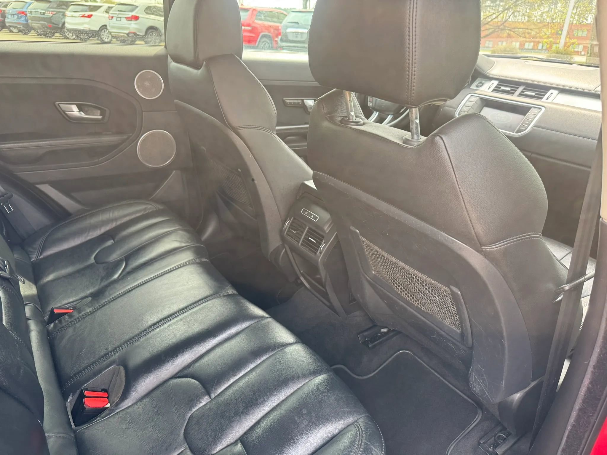 Used 2015 Land Rover Range Rover Evoque Pure Plus image 22