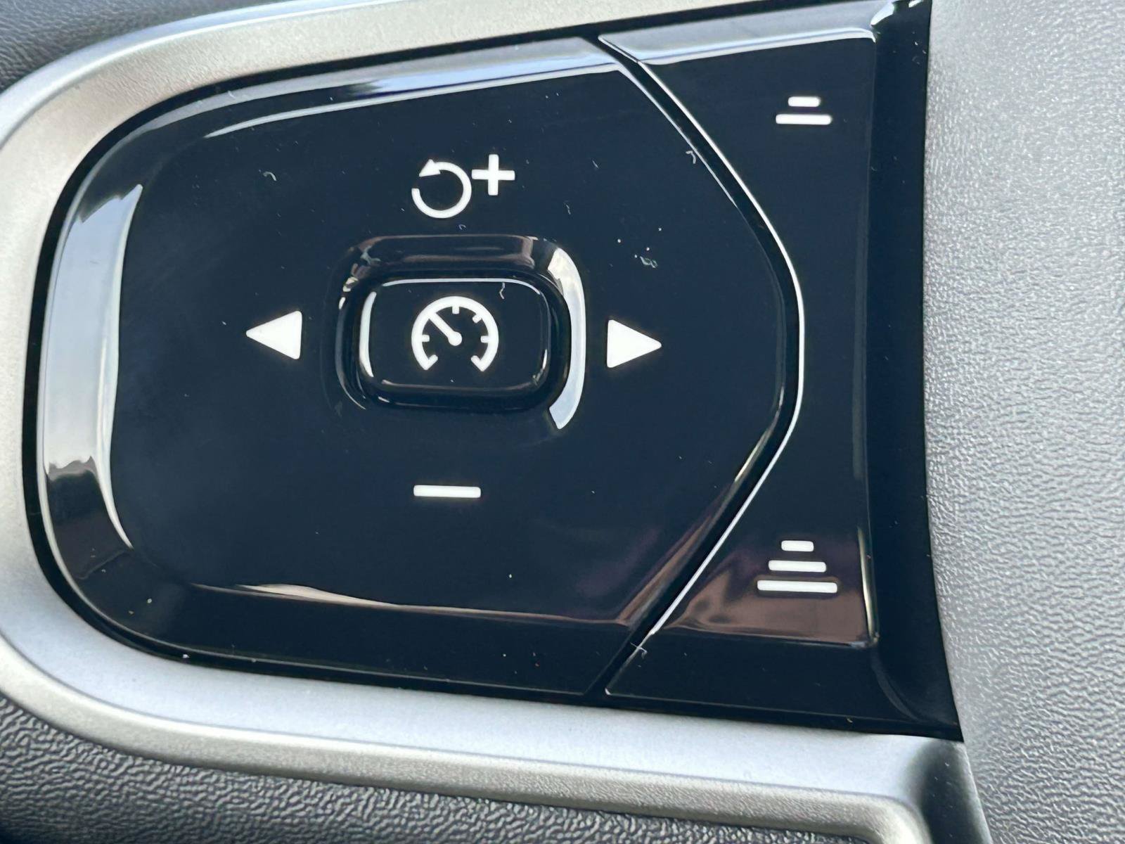 New 2026 Volvo XC90 B6 Plus AWD/4WD image 23