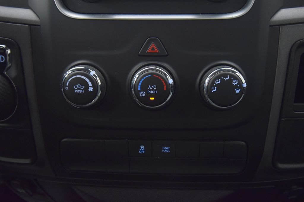 Used 2019 RAM 1500 Tradesman w/ Tradesman SXT Package RWD image 28