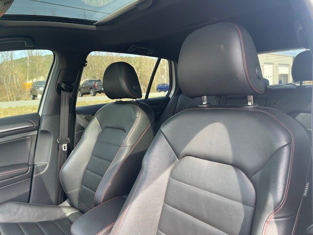 Used 2019 Volkswagen GTI SE w/ SE Experience Package FWD image 14