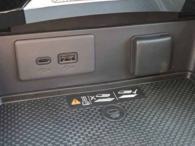 New 2026 Buick Envision Sport Touring image 7