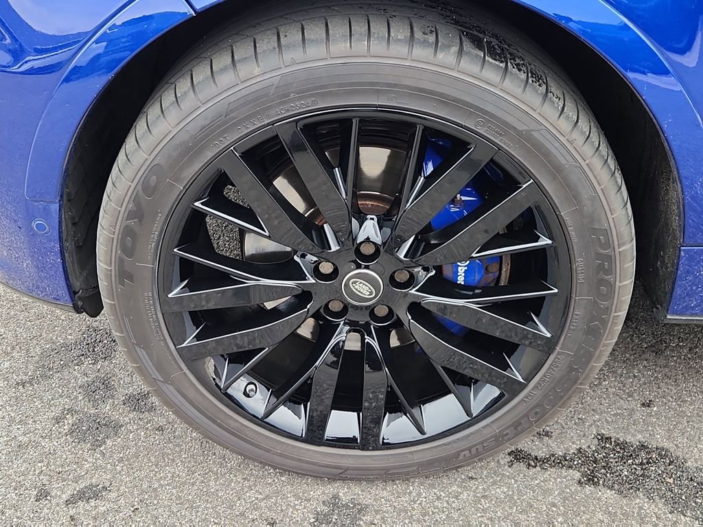 Certified 2017 Land Rover Range Rover Sport SVR image 9