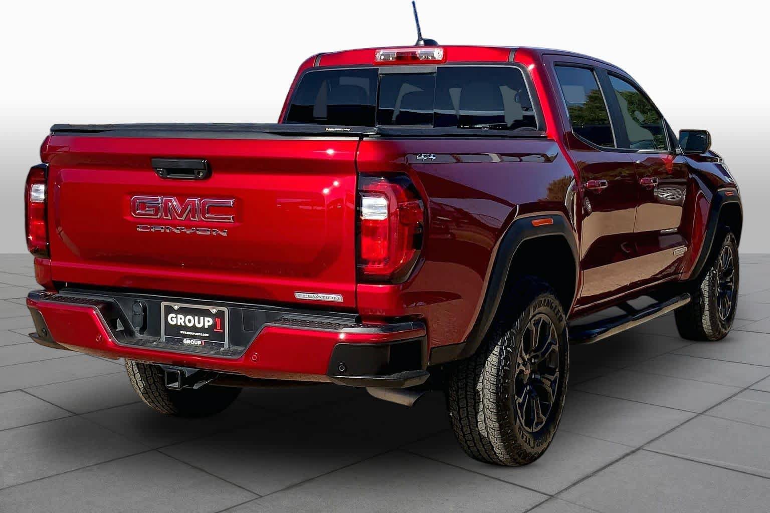Used 2025 GMC Canyon Elevation w/ Convenience Package AWD/4WD image 13