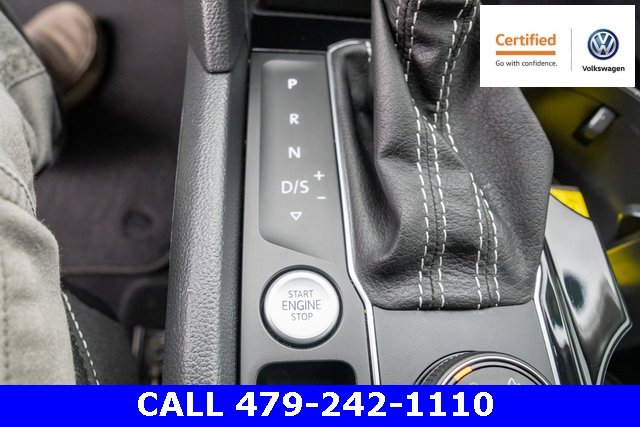 Certified 2022 Volkswagen Atlas SEL R-Line image 21