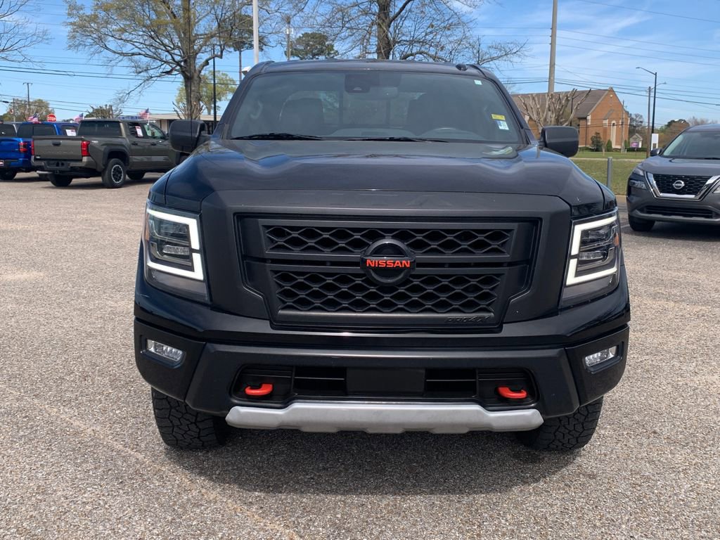 Used 2021 Nissan Titan PRO-4X AWD/4WD image 3