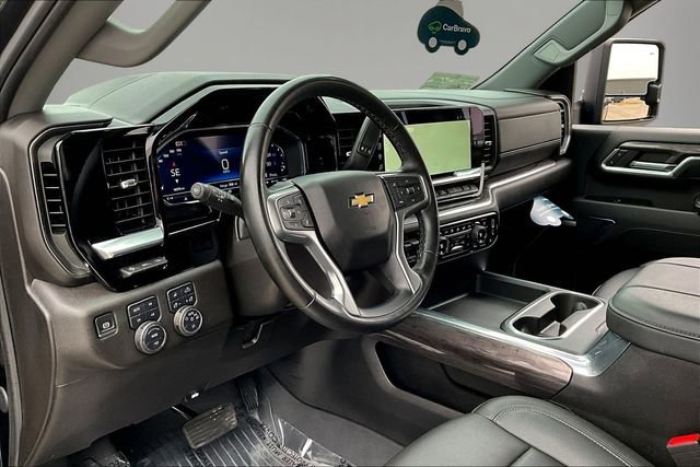 Used 2024 Chevrolet Silverado 2500 LTZ w/ LTZ Premium Package AWD/4WD image 18