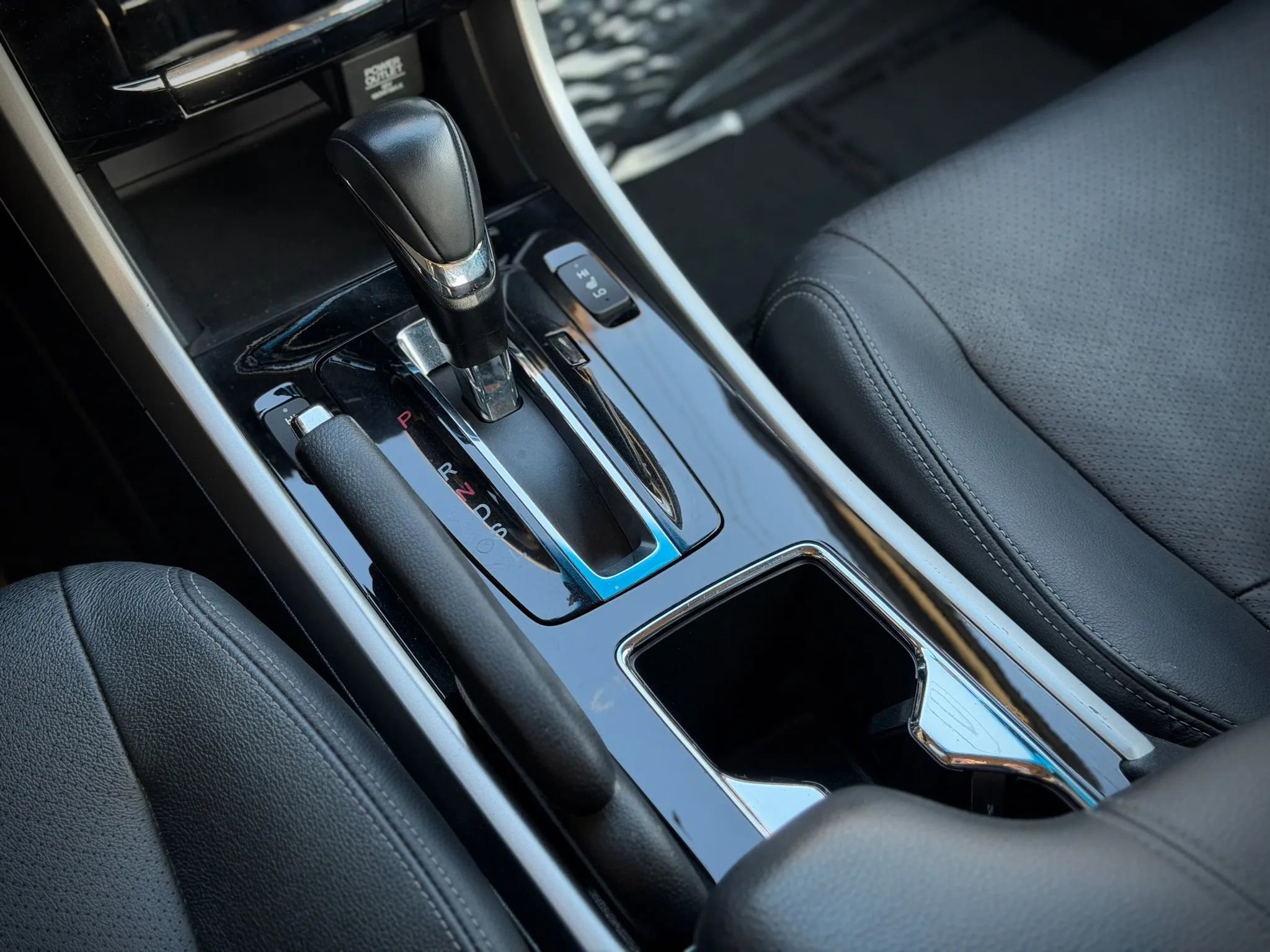 Used 2017 Honda Accord EX-L image 16