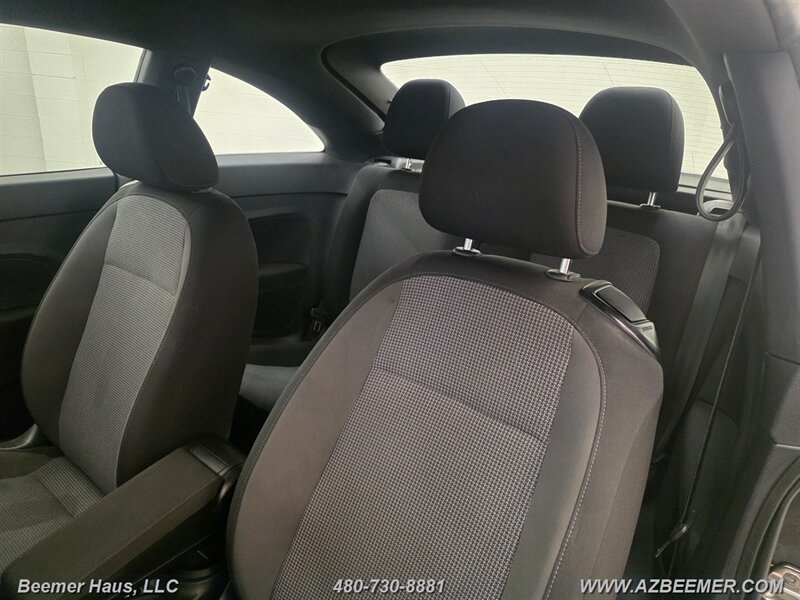Used 2019 Volkswagen Beetle 2.0T FWD image 18