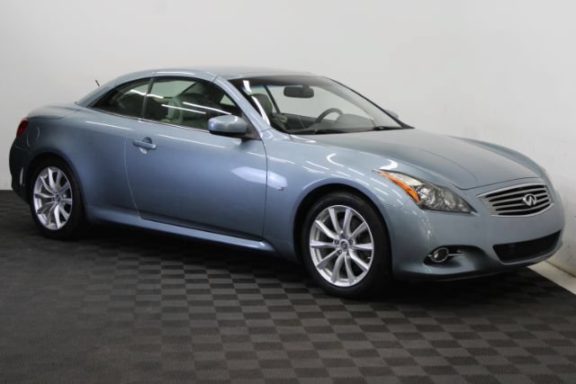 Used 2015 INFINITI Q60 Convertible w/ Premium Package RWD image 4