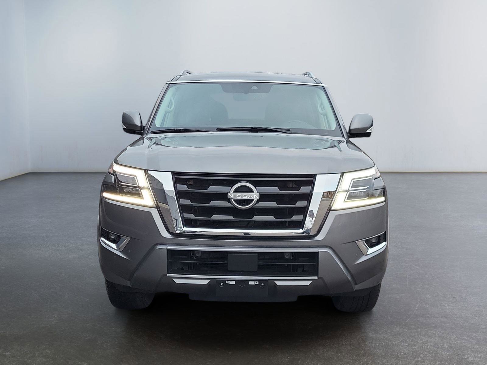 Used 2024 Nissan Armada SL w/ Captain's Chairs Package image 8