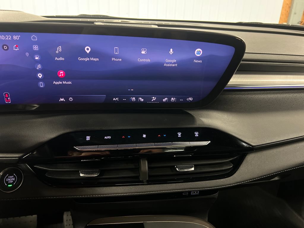 Certified 2025 Buick Enclave Avenir w/ Super Cruise Package AWD/4WD image 24