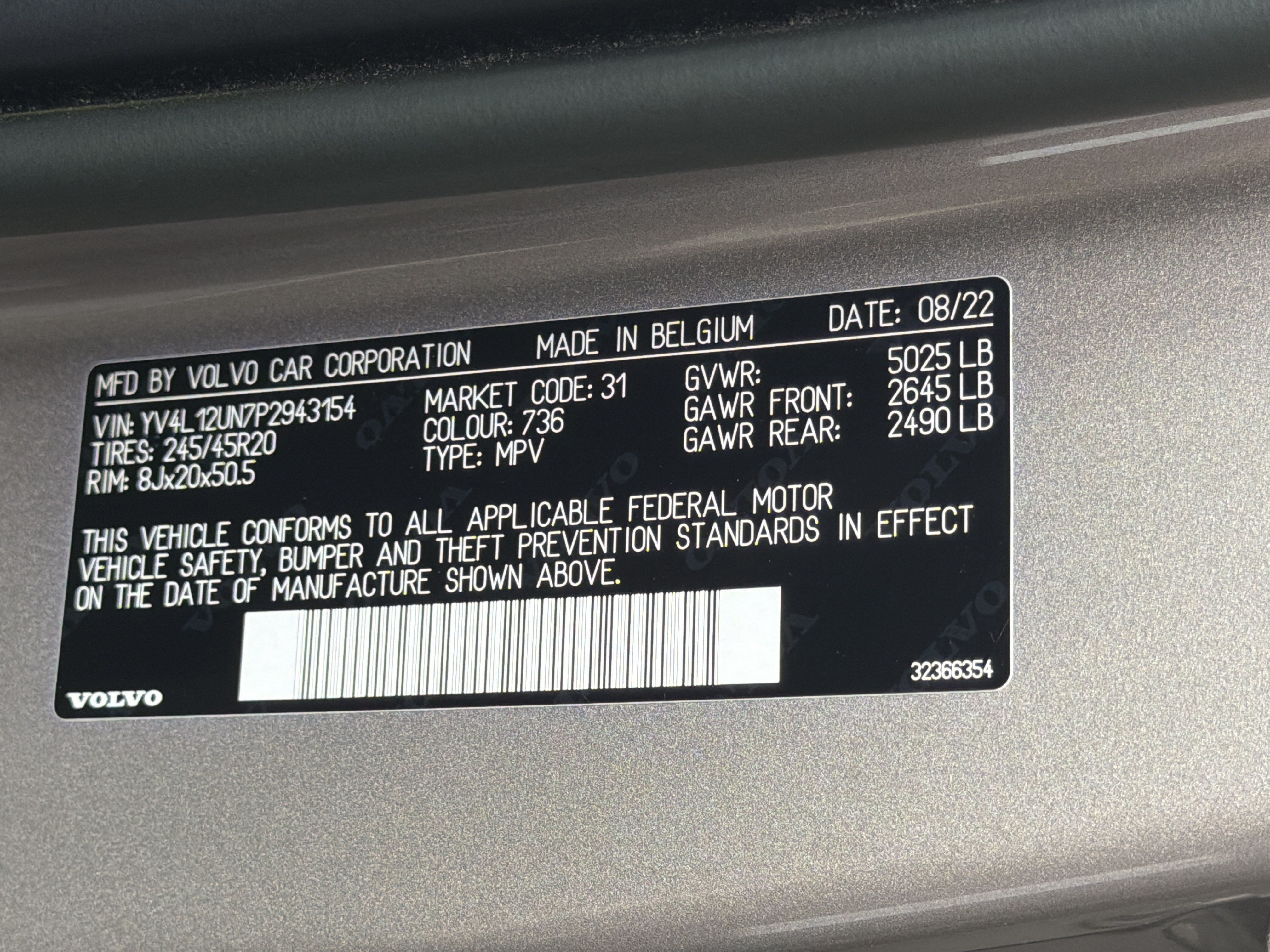 Certified 2023 Volvo XC40 B5 Plus w/ Driver Assist Package AWD/4WD image 37