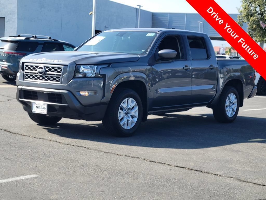 Used 2022 Nissan Frontier SV RWD image 2