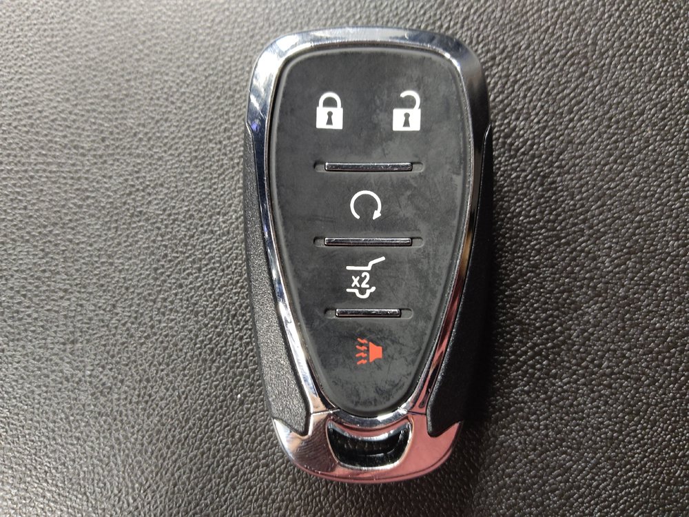 Used 2020 Chevrolet Equinox LT FWD image 32