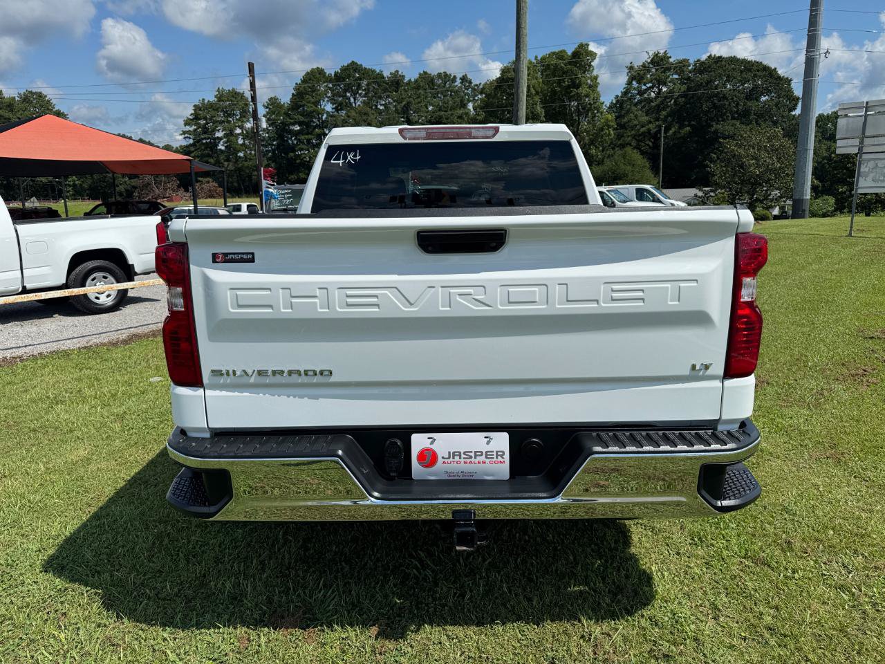 Used 2020 Chevrolet Silverado 1500 LT w/ Remote Start Package AWD/4WD image 4