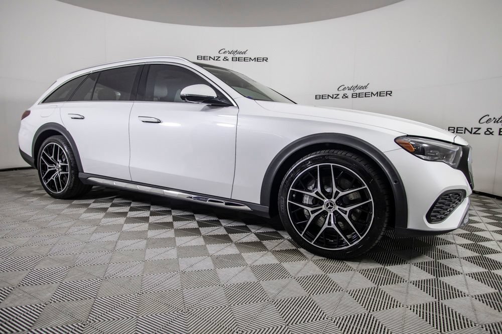 Used 2024 Mercedes-Benz E 450 4MATIC All-Terrain Wagon image 2