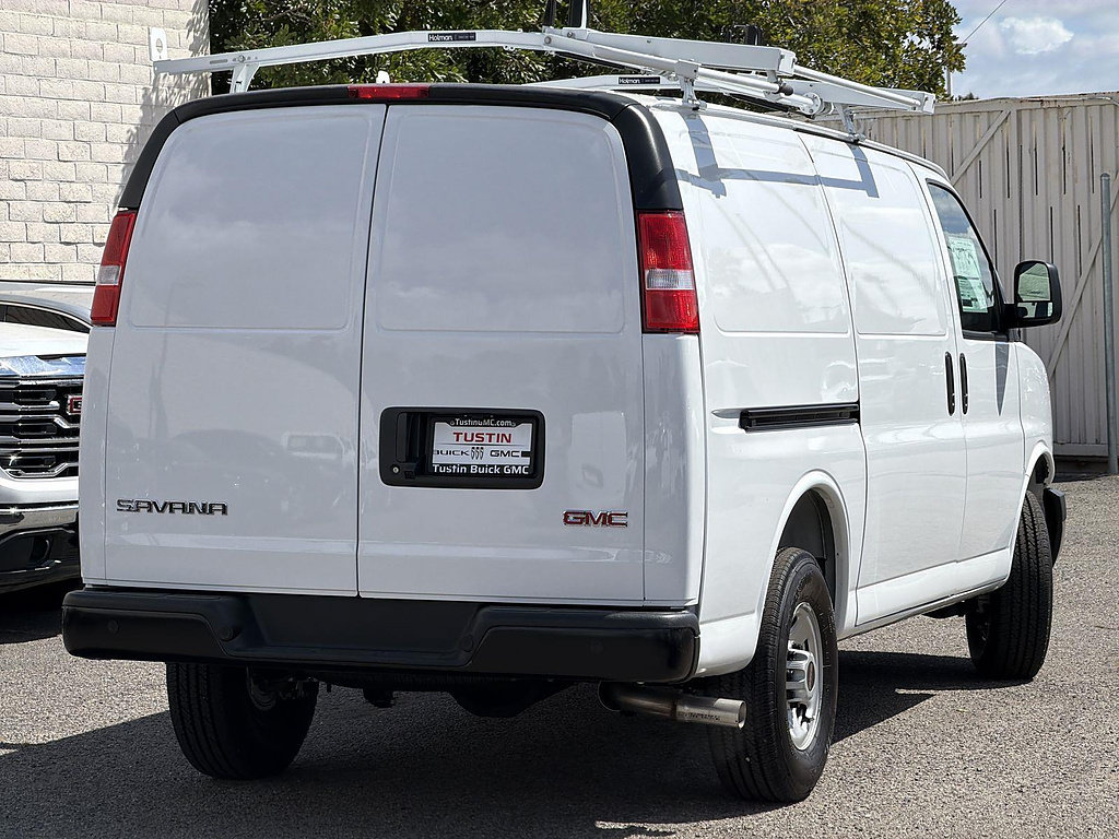 New 2026 GMC Savana 2500 w/ Driver Convenience Package RWD image 4
