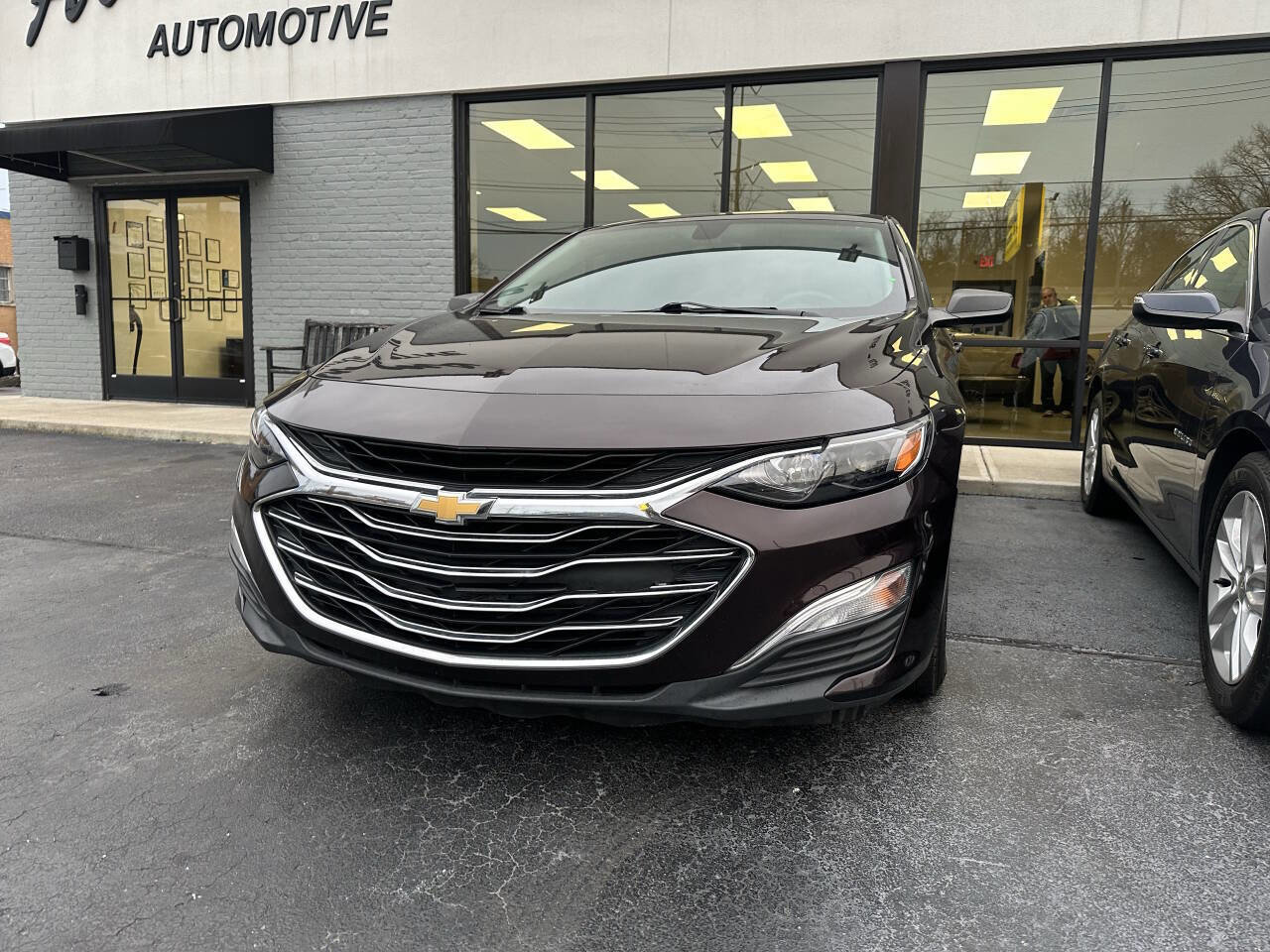 Used 2020 Chevrolet Malibu LS image 2
